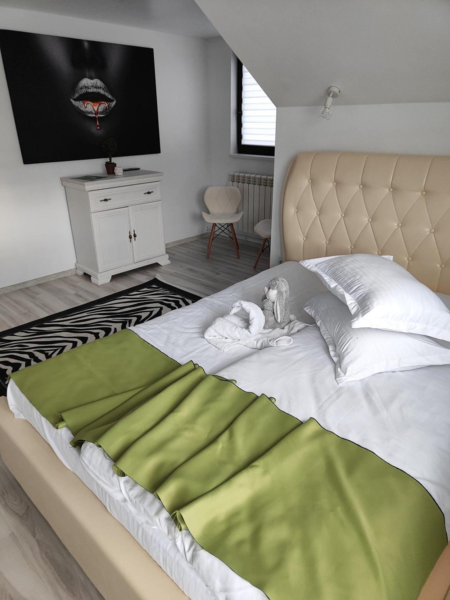 Vila Raisa Neagra Sarului Exteriör bild