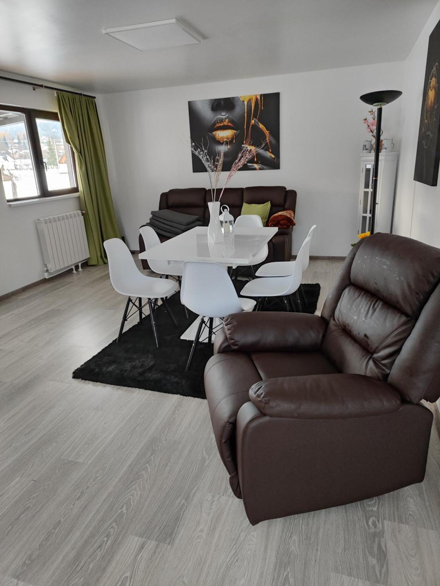 Vila Raisa Neagra Sarului Exteriör bild